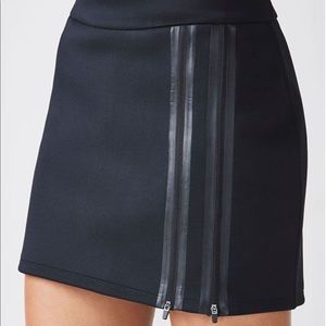 Size Medium Fabletics skirt